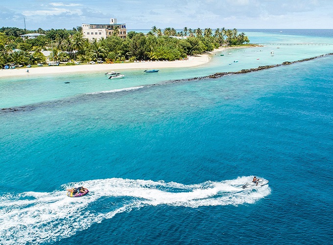 Thulusdhoo, Surf Package, 5 Nights