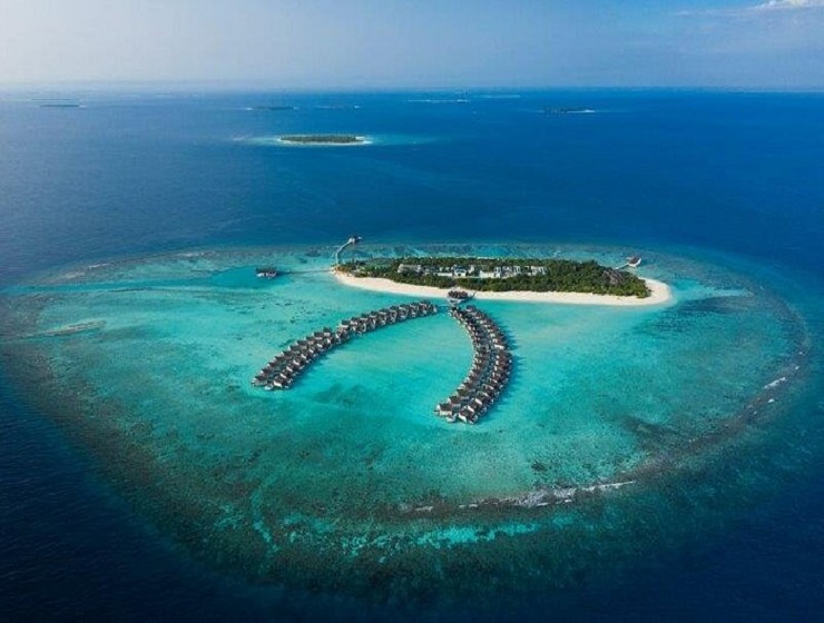 Kuredhivaru Resort & Spa Maldives